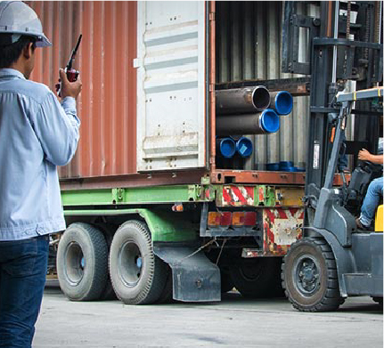 Containers Unloading